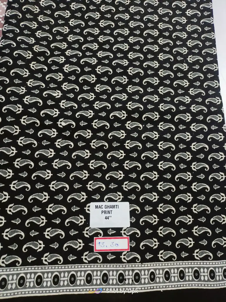 GAMTHI white and black PRINT Kurta (Black)